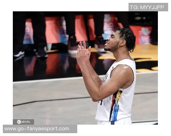 卡梅隆托马斯赞曾凡博篮球智慧与文化交流的双重贡献